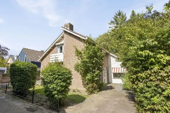 Vrijstaande woning te koop: Buskeshoeven 119, Sparrenburg Rosmalen