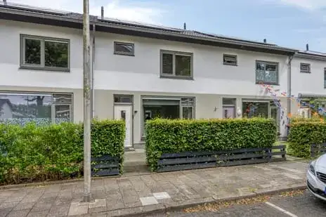 Terraced house for sale: Buxtehudestraat 46, Holtenbroek III Zwolle