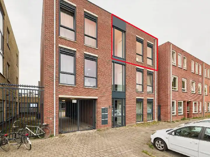 Appartement te koop: C. van Maasdijkstraat 96D, Prins Bernhardplein en omgeving Utrecht