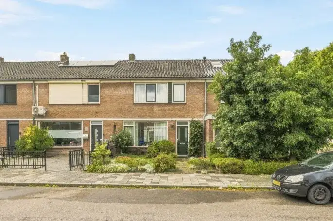 Terraced house for sale: Cantatestraat 13, Neerbosch-Oost Nijmegen
