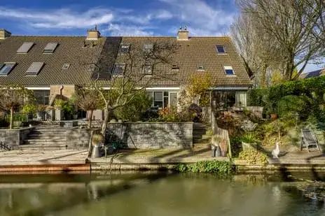 Tussenwoning te koop: Capella 59, Rijnsoever-West Katwijk (Zh)