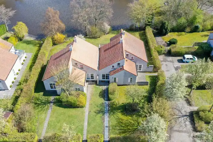 Tussenwoning te koop: Cardium 36(4036), Verspreide huizen Brouwershaven Brouwershaven