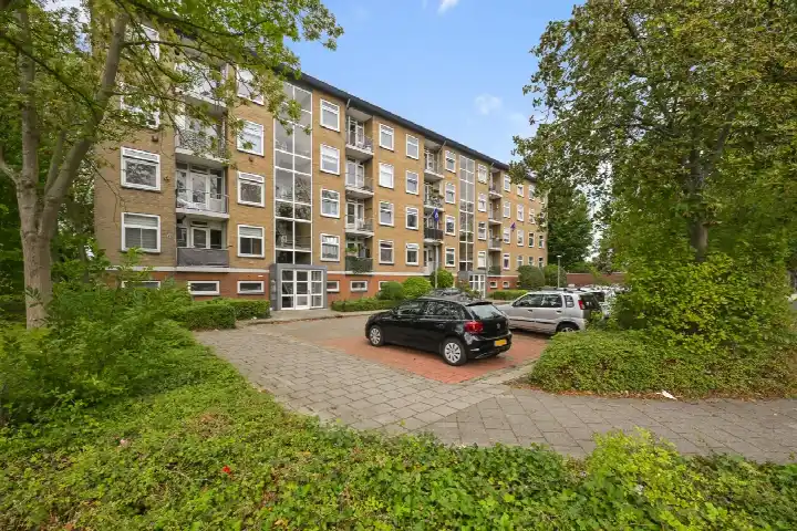 Appartement te koop: Carel van Manderstraat 45, Onderwijzersbuurt Heemskerk