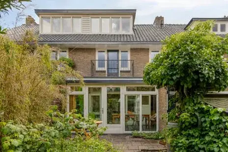 Tussenwoning te koop: Cartesiusstraat 11, Leusderkwartier-Oost Amersfoort