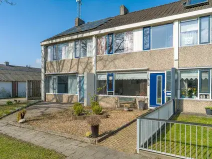 Tussenwoning te koop: Casimirstrjitte 5, Kootstertille Kootstertille
