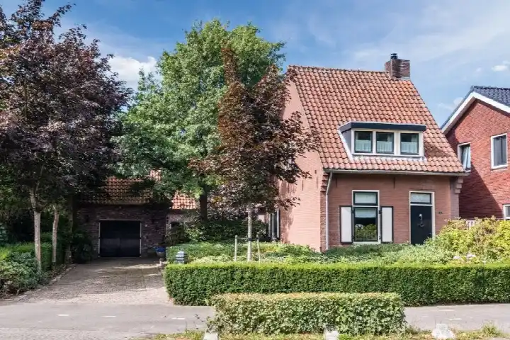 Vrijstaande woning te koop: Castersedijk 1, Verspreide huizen Hapert Hapert