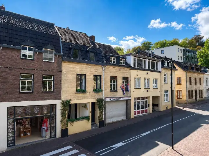 Tussenwoning te koop: Cauberg 7, Valkenburg Valkenburg (Li)