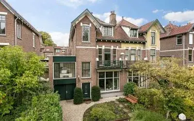 Tussenwoning te koop: Ceintuurbaan 5, Burgemeestersbuurt Deventer