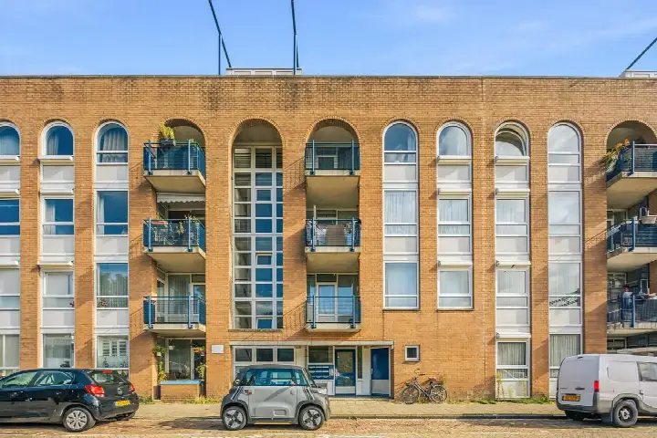 Studio te koop: Celebesstraat 25D, Timorpleinbuurt-Noord Amsterdam
