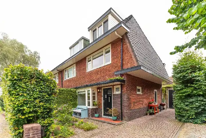 Hoekwoning te koop: Celebesstraat 35, Oude-Oosterhei Baarn