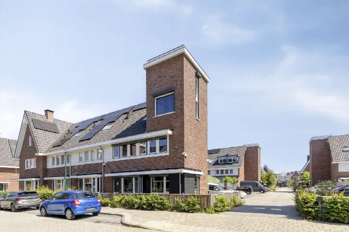 Corner house for sale: Cellostraat 28, Tongelresche Akkers Eindhoven