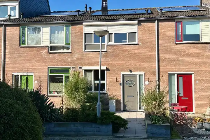 Tussenwoning te koop: Ceres 44, Oostburg Oostburg
