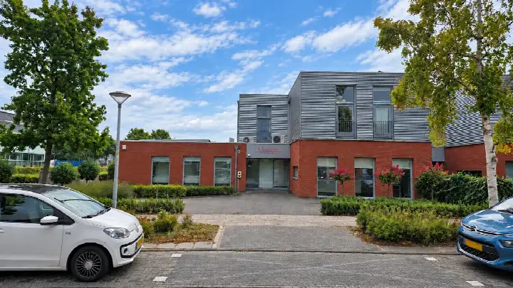 Hoekwoning te koop: Chagallweg 90, Tussen de Vaarten Z.- Midden oost Almere