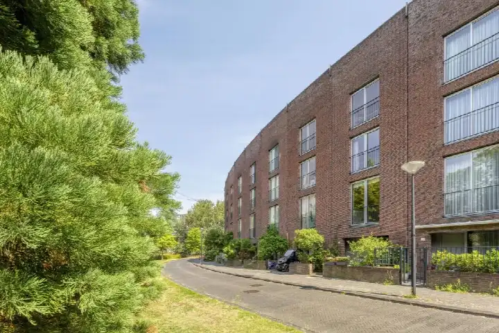 Terraced house for sale: Chico Mendesstraat 23, F-buurt Amsterdam