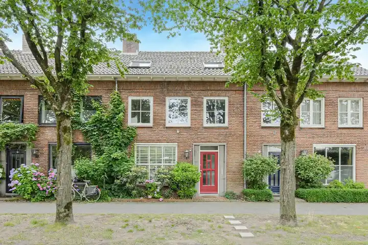 Tussenwoning te koop: Chopinstraat 29, Ruitersbos Breda