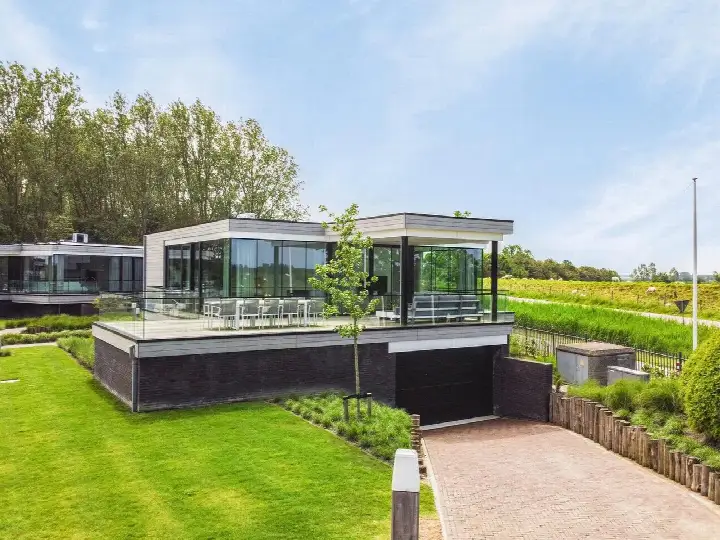 Vrijstaande woning te koop: Christiaanpolderweg 2, Buitengebied Arnemuiden