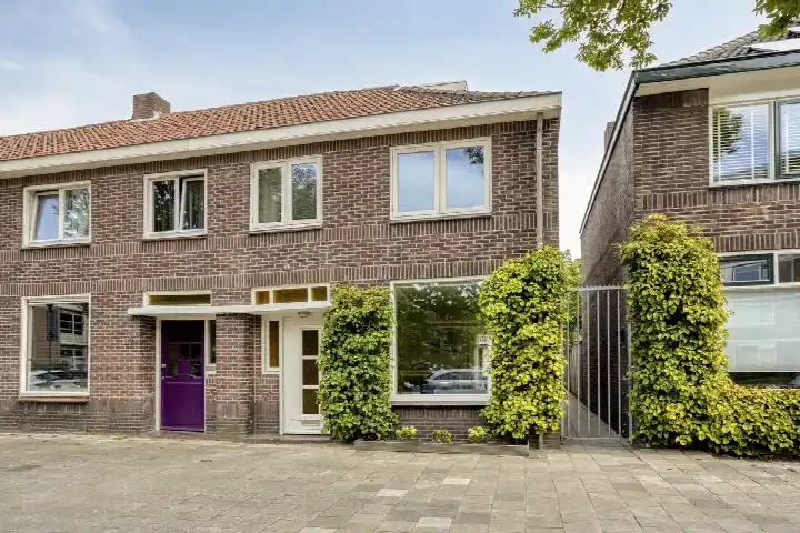Hoekwoning te koop: Christinastraat 189, Oude Spoorbaan Eindhoven