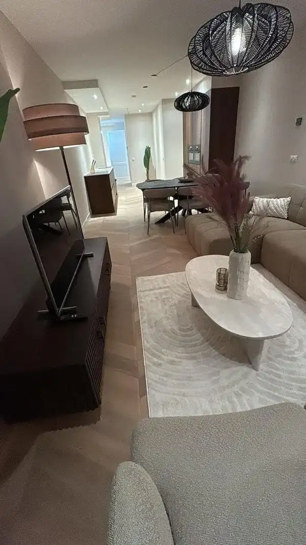 Appartement te huur: Churchill-laan 212, Scheldebuurt-West Amsterdam