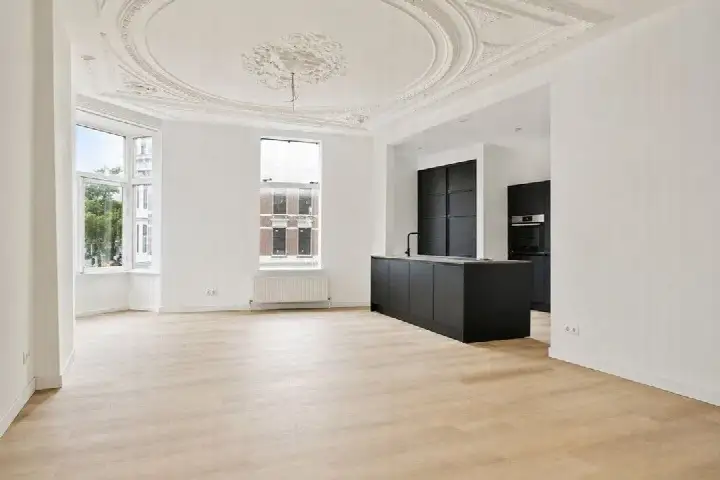 Appartement te huur: Claes de Vrieselaan 121A, Middelland Rotterdam