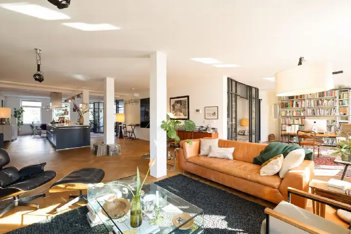 Appartement te huur: Claes de Vrieselaan 160B01, Middelland Rotterdam