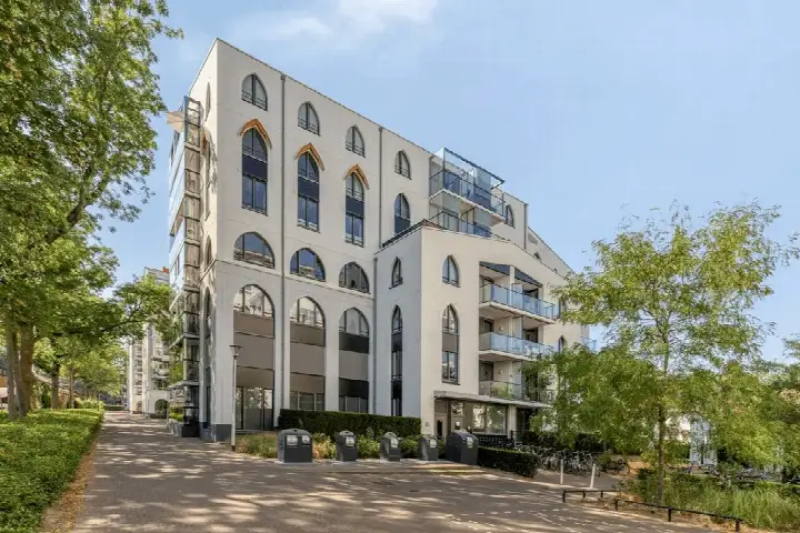 Appartement te koop: Clarissenhof 275, Theresia Midden Tilburg
