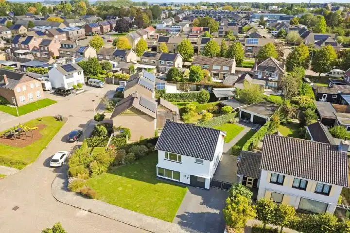 Vrijstaande woning te koop: Clausstraat 4, Puienput Hulst