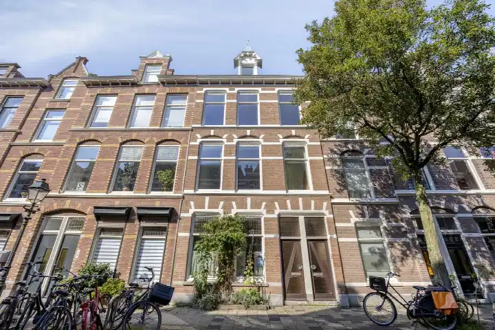 Apartment for sale: Columbusstraat 133, Koningsplein e.o. 'S-Gravenhage