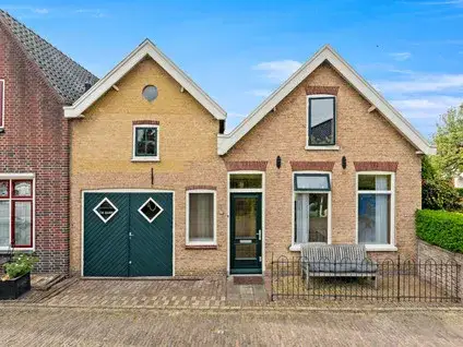 Hoekwoning te koop: Commandeurskade 11, Maasland Maasland