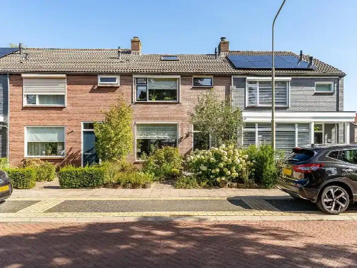 Tussenwoning te koop: Coragestraat 37, Oosthoek Elburg