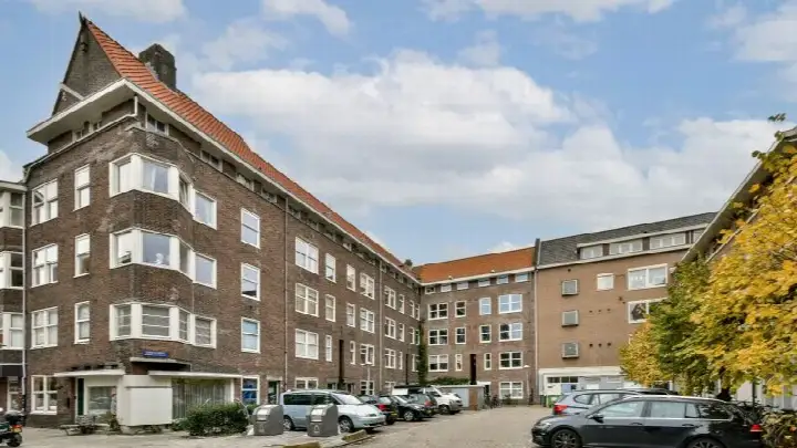 Apartment for sale: Cornelis Dirkszstraat 25H, Pieter van der Doesbuurt Amsterdam