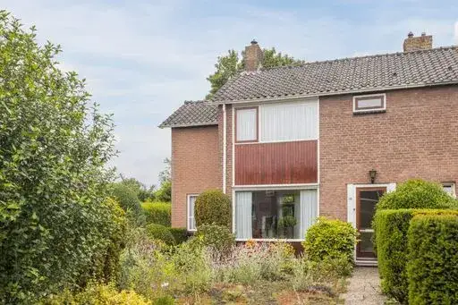 Corner house for sale: Cornelis Hendrixstraat 19, Loenen Loenen