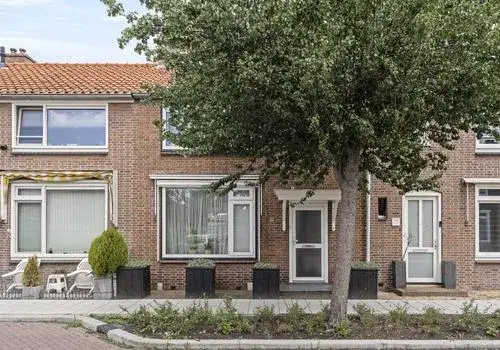 Tussenwoning te koop: Cornelis van Eerdenstraat 46, Dorp Zoetermeer