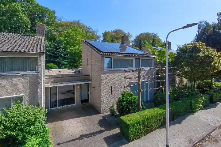 Tussenwoning te koop: Cornelstraat 4, Notre Dame Tilburg