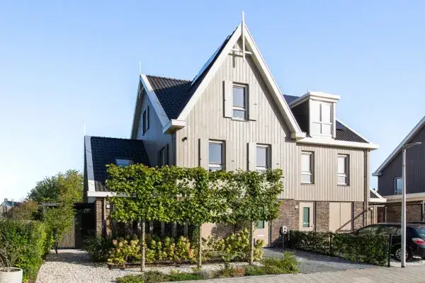 Twee-onder-één-kap te koop: Cornwallhof 49, Molenkoog Purmerend