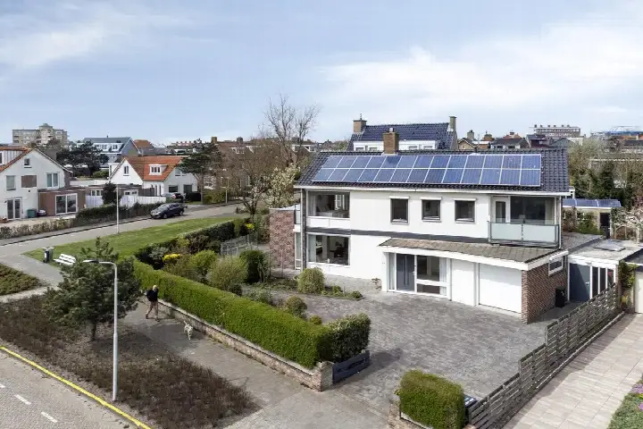 Hoekwoning te koop: Cort van der Lindenstraat 26, Brederode- Gerkestraat e.o. Zandvoort