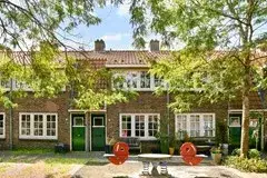 Tussenwoning te koop: Crocusstraat 22, Bloemenkwartier Zuid Hilversum