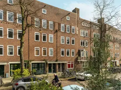 Apartment for sale: Crynssenstraat 58-2, Paramariboplein e.o. Amsterdam