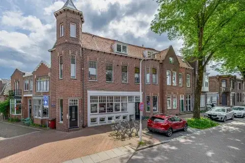 Apartment for sale: Czarinastraat 37C, Russische buurt Zaandam