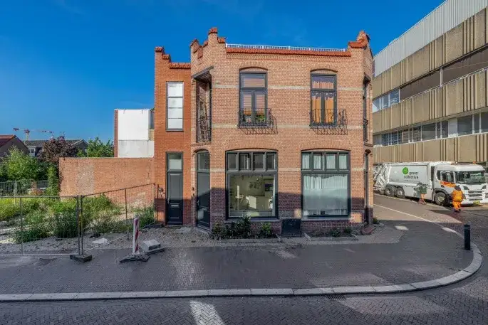 Studio for sale: Czarinastraat 6, Russische buurt Zaandam