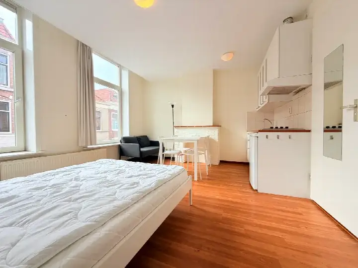 Studio te huur: Da Costastraat 3, Zeeheldenkwartier 'S-Gravenhage