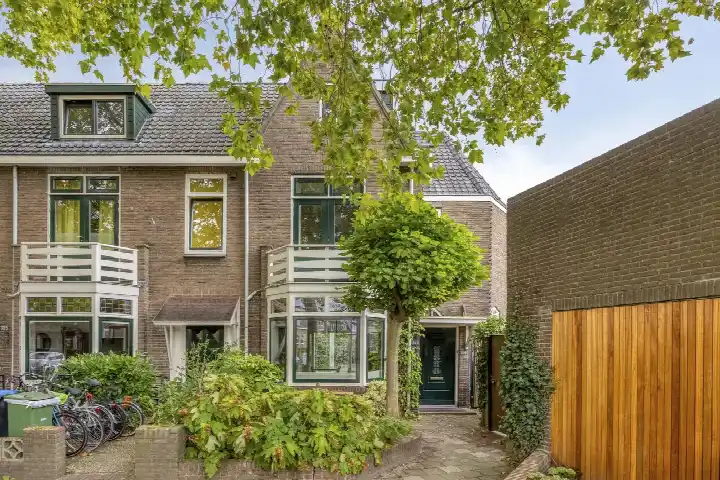 Hoekwoning te koop: Daalseweg 329, Hengstdal Nijmegen