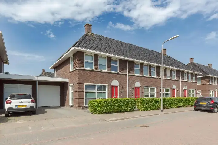 Tussenwoning te koop: Dagpauwoog 14, Wolvega-Lindewijk Wolvega