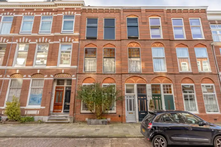 Apartment for sale: Daguerrestraat 92, Koningsplein e.o. 'S-Gravenhage