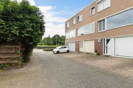 Tussenwoning te koop: Damsterdiep 76, Merwedepolder-Oost Dordrecht