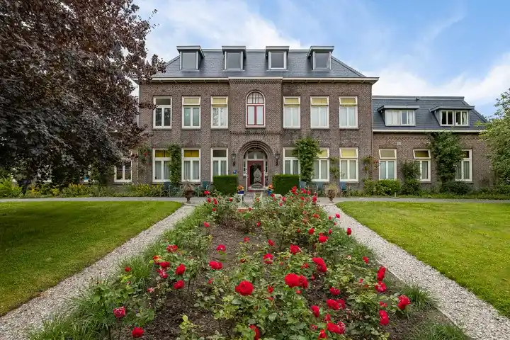 Vrijstaande woning te koop: Damsterweg 8, Kloosterburen Kloosterburen