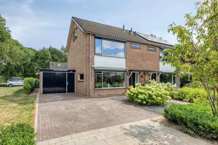 Semi-detached for sale: De Beemd 52, Lentemorgen II Zevenaar