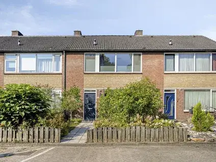 Tussenwoning te koop: De Biezen 19, Schaijk Schaijk