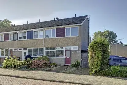 Corner house for sale: De Buiskap 55, De Boeg Dronten