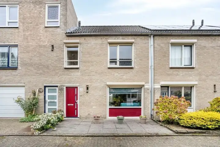 Terraced house for sale: De Burght 15, Centrum Geldrop