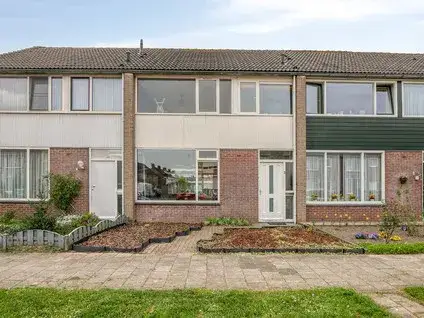 Tussenwoning te koop: de Butstraat 3, Dullaert Hulst